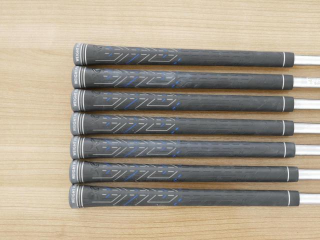 Iron set : XXIO : ชุดเหล็ก XXIO Cross 2 (ออกปี 2021 ตีไกลที่สุดของที่สุดจาก XXIO หน้าเด้งสุดๆ) มีเหล็ก 7-Pw,Aw,Dw,Sw (7 ชิ้น ตีไกลกว่าปกติ 2 เบอร์) ก้านเหล็ก NS Pro 860 DST Flex S