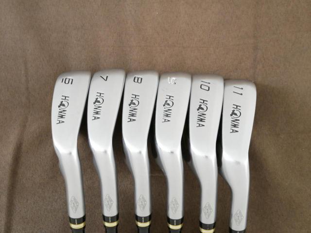 Iron set : Honma : ชุดเหล็ก Honma Beres IS-02 (หน้าเด้ง Forged) มีเหล็ก 6-11 (6 ชิ้น เทียบเท่า 5-Pw) ก้าน ARMRQ 6 (54) Flex R (2 ดาว)