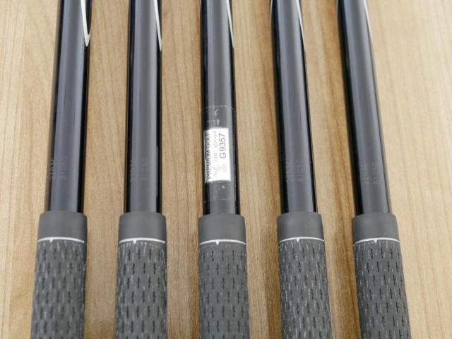 Iron set : Mizuno : ชุดเหล็ก Mizuno JPX 825 XD มีเหล็ก 6-Pw (5 ชิ้น) ก้านกราไฟต์ Flex SR