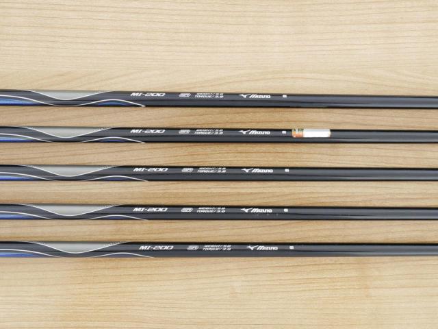 Iron set : Mizuno : ชุดเหล็ก Mizuno JPX 825 XD มีเหล็ก 6-Pw (5 ชิ้น) ก้านกราไฟต์ Flex SR