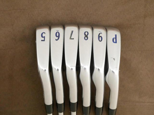 Iron set : Titleist : ชุดเหล็ก Titleist 714 CB Forged มีเหล็ก 5-Pw (6 ชิ้น) ก้านเหล็ก Dynamic Gold S200