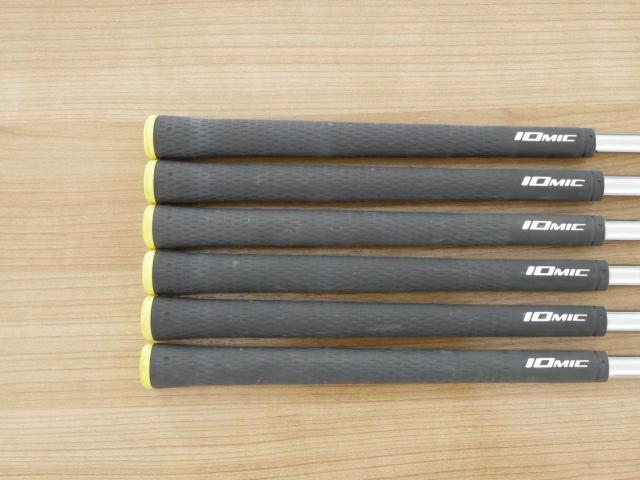Iron set : Titleist : ชุดเหล็ก Titleist T150 Forged (ออกปี 2023 นุ่ม แน่น คม) มีเหล็ก 5-Pw (6 ชิ้น) ก้านเหล็ก Dynamic Gold 95 R300