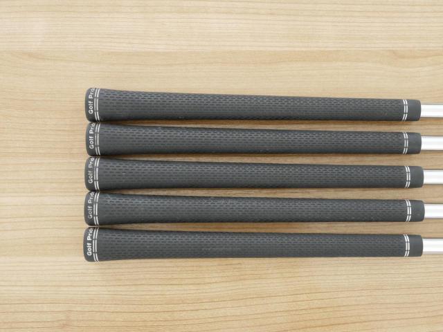 Iron set : Titleist : **มีตำหนิ** ชุดเหล็ก Titleist T200 Forged (รุ่นปี 2022 Japan Spec) มีเหล็ก 6-Pw (5 ชิ้น) ก้านเหล็ก NS Pro 105T Flex S