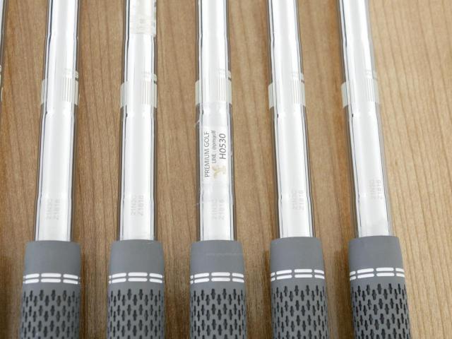 Iron set : Taylormade : ชุดเหล็ก Taylormade P790 (ตัวท้อปสุด ปี 2022 Japan Spec.) มีเหล็ก 5-Pw (6 ชิ้น) ก้านเหล็ก NS Pro 950 HT Flex R