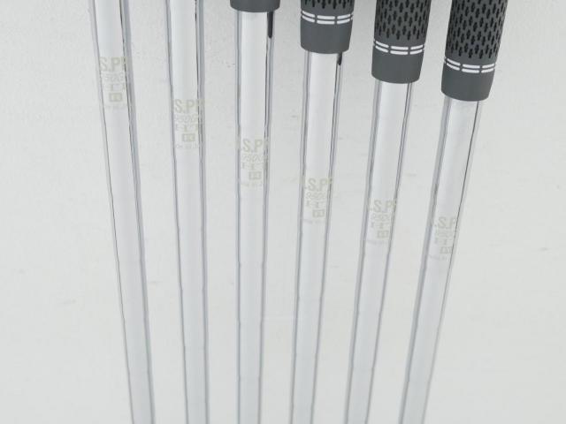 Iron set : Taylormade : ชุดเหล็ก Taylormade P790 (ตัวท้อปสุด ปี 2022 Japan Spec.) มีเหล็ก 5-Pw (6 ชิ้น) ก้านเหล็ก NS Pro 950 HT Flex R