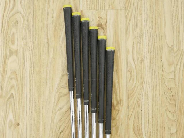 Iron set : Honma : ชุดเหล็ก Honma Bezeal 525 (ออกปี 2016 รุ่นนี้ใบใหญ่ที่สุดของ Honma) มีเหล็ก 6-11 (6 ชิ้น เทียบเท่า 5-Pw) ก้านเหล็ก NS Pro 950 Flex S