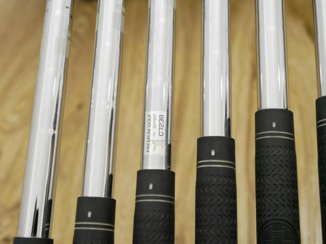 Iron set : Honma : ชุดเหล็ก Honma Bezeal 525 (ออกปี 2016 รุ่นนี้ใบใหญ่ที่สุดของ Honma) มีเหล็ก 6-11 (6 ชิ้น เทียบเท่า 5-Pw) ก้านเหล็ก NS Pro 950 Flex S
