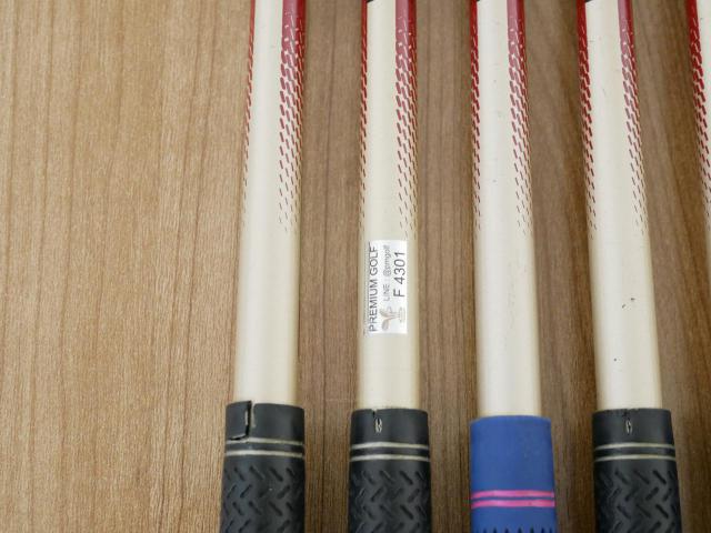 Lady club : All : ชุดเหล็ก PRGR 505 (ตีง่ายไกล) มีเหล็ก 7-Pw,Aw (5 ชิ้น) ก้านกราไฟต์ Flex L (M-30)