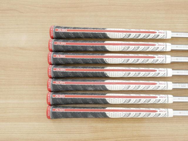 Iron set : Mizuno : ชุดเหล็ก Mizuno Pro 319 Forged (ปี 2020 นุ่มมาก แน่น คมมากๆ) มีเหล็ก 4-Pw (7 ชิ้น) ก้านเหล็ก Dynamic Gold S200