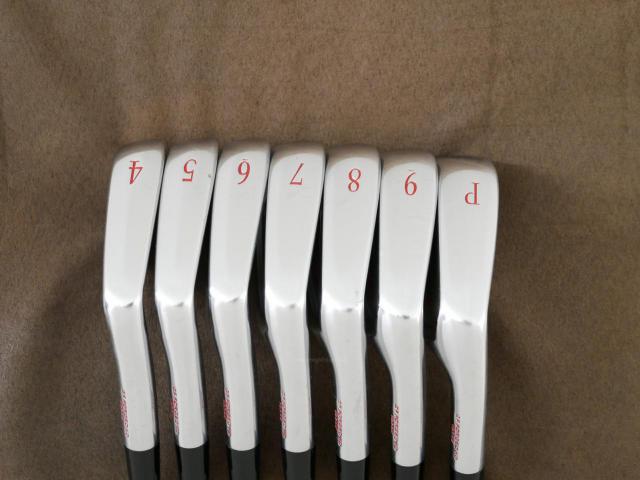 Iron set : Mizuno : ชุดเหล็ก Mizuno Pro 319 Forged (ปี 2020 นุ่มมาก แน่น คมมากๆ) มีเหล็ก 4-Pw (7 ชิ้น) ก้านเหล็ก Dynamic Gold S200