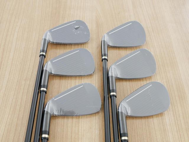 Iron set : Honma : **ของใหม่ ยังไม่แกะพลาสติก** ชุดเหล็ก Honma Beres 09 Forged Black (รุ่นล่าสุด ออกปี 2024 สวยมากๆ) มีเหล็ก 6-11 (6 ชิ้น เทียบเท่า 6-Pw) ก้าน ARMRQ FX Flex R