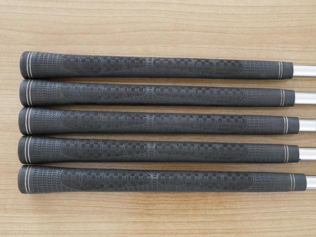 Iron set : Honma : ชุดเหล็ก Honma Tour World GS (ออกปี 2021 ใบใหญ่ ตีง่าย ไกล) มีเหล็ก 6-10 (5 ชิ้น) ก้านเหล็ก NS Pro Zelos Flex S