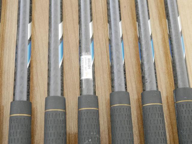 Iron set : Honma : ชุดเหล็ก Honma Beres IS-03 (ปี 2015 หน้าเด้ง Forged) มีเหล็ก 4-11 (8 ชิ้น เทียบเท่า 4-Pw) ก้าน ARMRQ 8 (54) FLex R (2 ดาว)