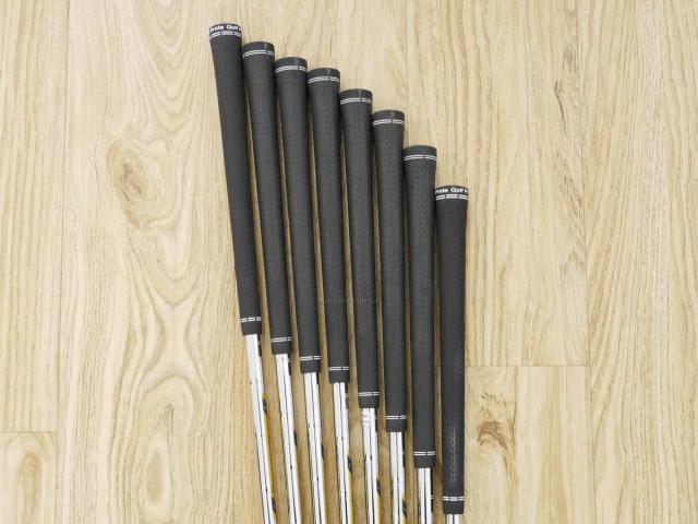 Iron set : Titleist : ชุดเหล็ก Titleist T100 Forged (รุ่นปี 2020) มีเหล็ก 4-Pw,50 (8 ชิ้น) ก้านเหล็ก Dynamic Gold Tour Issue S200