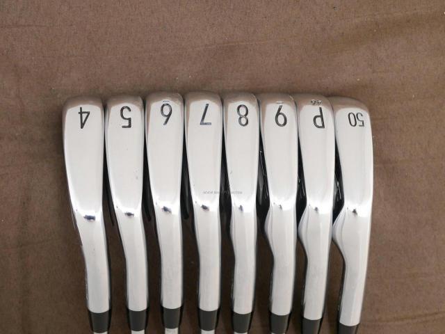 Iron set : Titleist : ชุดเหล็ก Titleist T100 Forged (รุ่นปี 2020) มีเหล็ก 4-Pw,50 (8 ชิ้น) ก้านเหล็ก Dynamic Gold Tour Issue S200