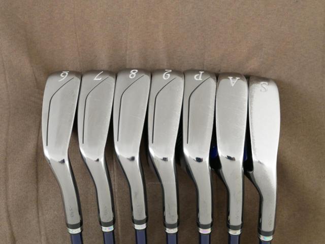 Iron set : Maruman : ชุดเหล็ก Maruman Majesty Royale (รุ่นท๊อปสุด ล่าสุด ออกปี 2024 ของใหม่ 9 หมื่นบาท) มีเหล็ก 6-Pw,Aw,Sw (7 ชิ้น เบอร์ 6 ตีระยะเท่าเบอร์ 5 ของรุ่นอื่น) ก้านกราไฟต์ Flex SR