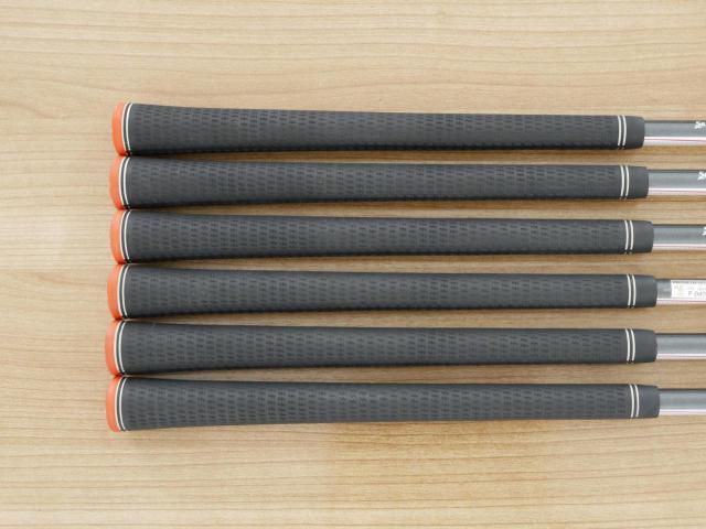 Iron set : Other Brand : ชุดเหล็ก Srixon GIE (ใบใหญ่ ตีง่าย) มีเหล็ก 5-Pw (6 ชิ้น) ก้านกราไฟต์ Flex R