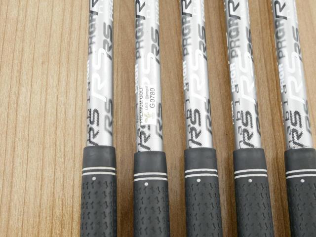 Lady club : All : ชุดเหล็ก PRGR ID Nabla RS Titan Face (ปี 2015 หน้าเด้ง ตีไกล) มีเหล็ก 7-Pw,Aw (5 ชิ้น) ก้านกราไฟต์ Mitsubishi Rayon M-30 (Flex L)