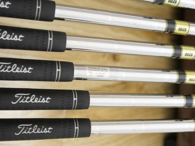 Iron set : Titleist : ชุดเหล็ก Titleist 710 CB Forged มีเหล็ก 5-Pw (6 ชิ้น) ก้านเหล็ก Dynamic Gold S200
