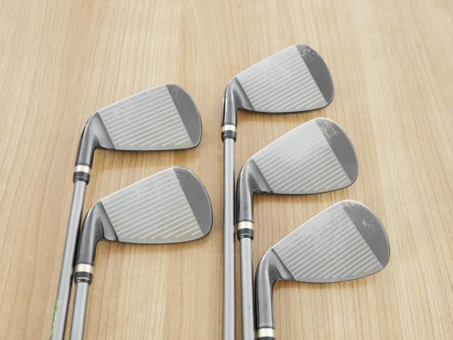 Lady club : All : ชุดเหล็กกระเทย PRGR New Egg Iron (รุ่นปี 2017 ตีง่ายและไกลมาก) มีเหล็ก 7-Pw,As (5 ชิ้น) ก้านกราไฟต์ Flex L (M-30)