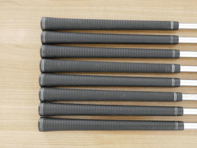 Iron set : Mizuno : ชุดเหล็ก Mizuno MX-17 (ใบใหญ่ ตีง่าย) มีเหล็ก 3-Pw (8 ชิ้น) ก้านเหล็ก Dynalite Gold R300