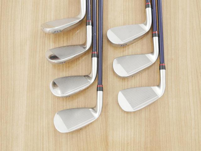 Iron set : Daiwa : ชุดเหล็ก Daiwa OnOff AKA (ออกปี 2021 หน้าเด้ง Maraging ยืดยุบได้ ตีง่าย นุ่ม ไกลมากๆ) มีเหล็ก 6-Pw,Aw,Sw (7 ชิ้น) ก้านกราไฟต์ Flex R