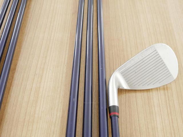 Iron set : Daiwa : ชุดเหล็ก Daiwa OnOff AKA (ออกปี 2021 หน้าเด้ง Maraging ยืดยุบได้ ตีง่าย นุ่ม ไกลมากๆ) มีเหล็ก 6-Pw,Aw,Sw (7 ชิ้น) ก้านกราไฟต์ Flex R