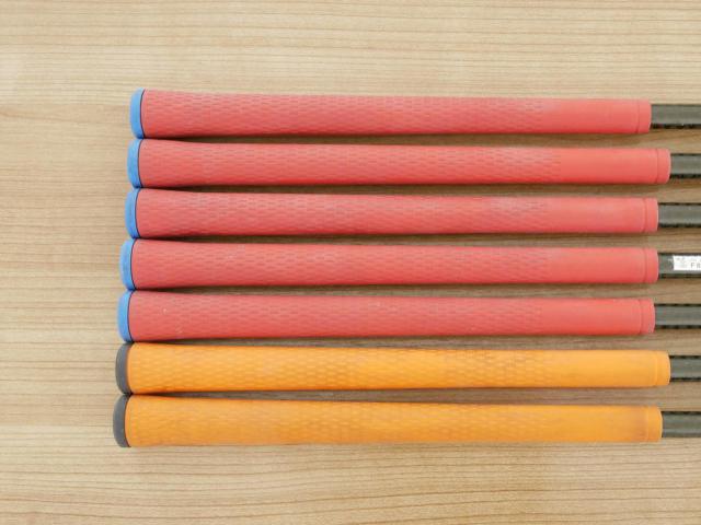 Iron set : Honma : ชุดเหล็ก Honma Beres IS-02 (หน้าเด้ง Forged) มีเหล็ก 5-11 (7 ชิ้น เทียบเท่า 4-Pw) ก้าน ARMRQ 6 (49) Flex R (2 ดาว)