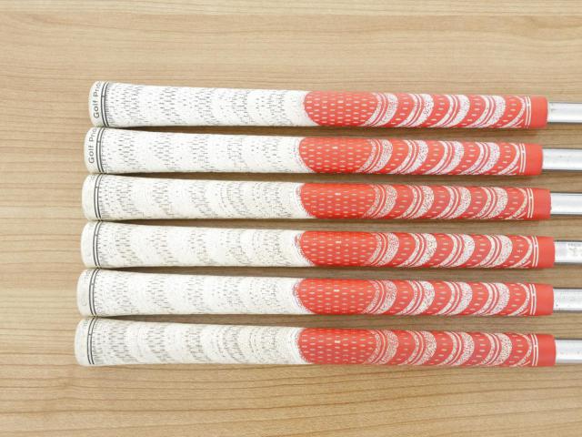 Iron set : Other Brand : ชุดเหล็ก Cobra AMP CELL (ใบใหญ่ ตีง่าย) มีเหล็ก 5-Pw (6 ชิ้น) ก้านเหล็ก Flex S