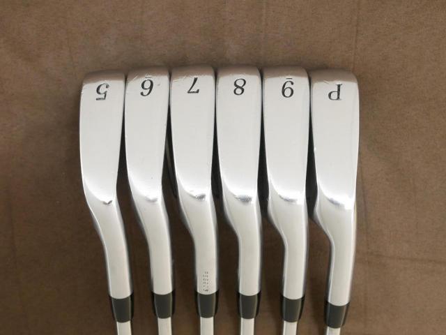 Iron set : Epon : ชุดเหล็ก EPON AF-303 Forged มีเหล็ก 5-Pw (6 ชิ้น) ก้านเหล็ก AMT Tour White S200