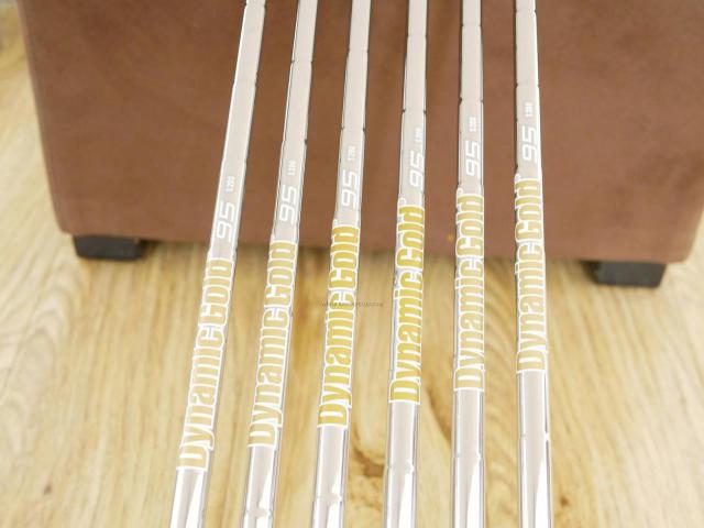 Iron set : Taylormade : ชุดเหล็ก Taylormade P790 (ตัวท้อปสุด ปี 2022 Japan Spec.) มีเหล็ก 5-Pw (6 ชิ้น) ก้านเหล็ก Dynamic Gold 95 S200