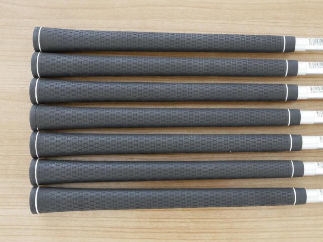Iron set : Other Brand : ชุดเหล็ก Ryoma DSI (ตีง่ายมาก ไกลมากๆ หายากสุดๆ) มีเหล็ก 6-Pw,Aw,Sw (7 ชิ้น เหล็ก 6 ระยะเท่าเหล็ก 5 รุ่นอื่น) ก้านกราไฟต์ Tour AD Flex R
