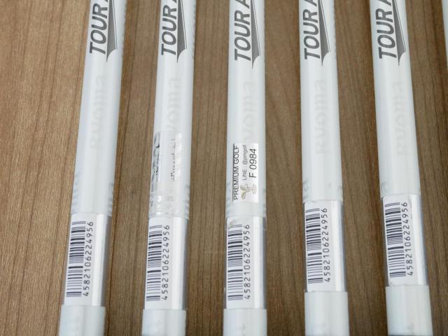 Iron set : Other Brand : ชุดเหล็ก Ryoma DSI (ตีง่ายมาก ไกลมากๆ หายากสุดๆ) มีเหล็ก 6-Pw,Aw,Sw (7 ชิ้น เหล็ก 6 ระยะเท่าเหล็ก 5 รุ่นอื่น) ก้านกราไฟต์ Tour AD Flex R