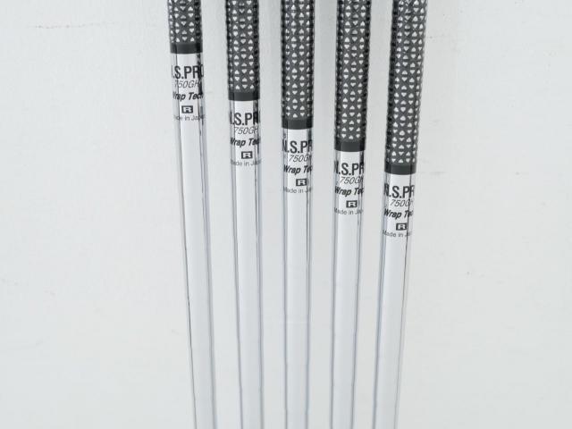 Iron set : Titleist : ชุดเหล็ก Titleist T200 Forged (รุ่นปี 2022 Japan Spec) มีเหล็ก 6-Pw (5 ชิ้น) ก้านเหล็ก NS Pro 750 Wrap Tech Flex R