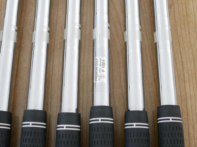 Iron set : Mizuno : ชุดเหล็ก Mizuno Pro 245 Forged (ปี 2024 นุ่ม แน่น ระยะดี) มีเหล็ก 5-Pw (6 ชิ้น) ก้านเหล็ก NS Pro 950 Flex R