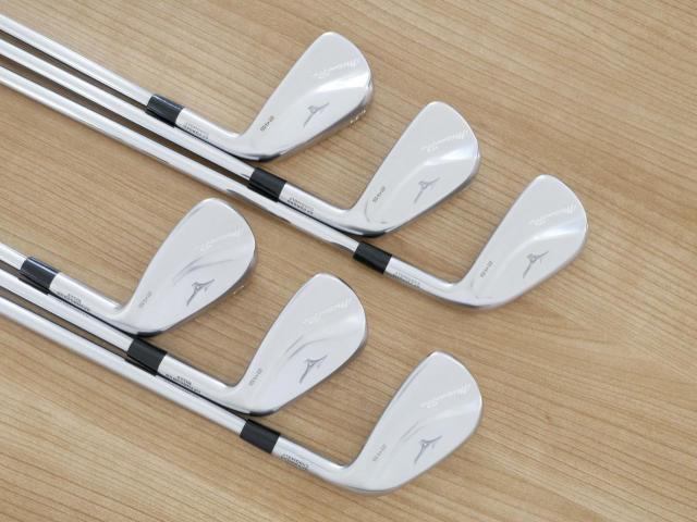 Iron set : Mizuno : ชุดเหล็ก Mizuno Pro 245 Forged (ปี 2024 นุ่ม แน่น ระยะดี) มีเหล็ก 5-Pw (6 ชิ้น) ก้านเหล็ก NS Pro 950 Flex R