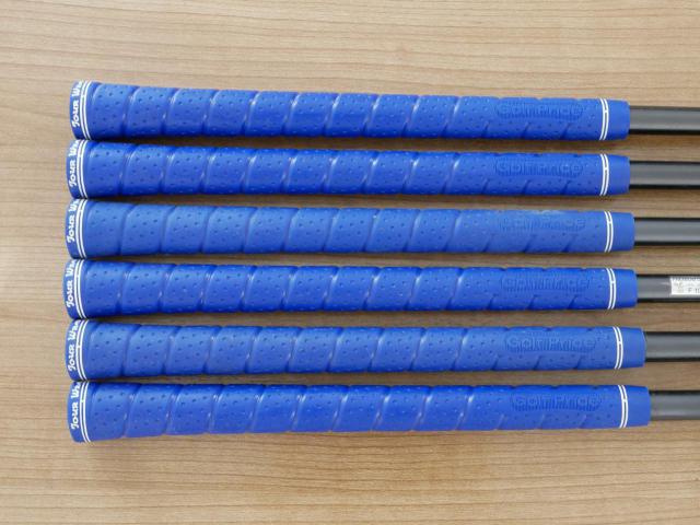 Iron set : Titleist : ชุดเหล็ก Titleist AP1 มีเหล็ก 5-Pw (6 ชิ้น) ก้านกราไฟต์ Aldila VS Proto 75 Flex R