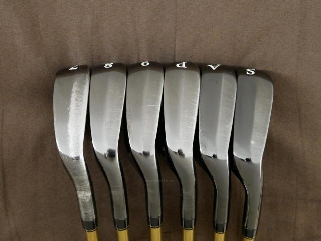 Iron set : Yonex : ชุดเหล็ก Yonex Royal E-Zone (ปี 2022 หน้าเด้งสุดๆ ตีไกลสุดๆ) มีเหล็ก 7-Pw,Aw,Sw (6 ชิ้น เหล็ก 7 ระยะเท่าเบอร์ 6 รุ่นอื่น) ก้านกราไฟต์ Flex SR