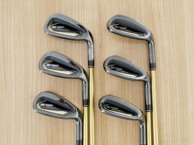 Iron set : Yonex : ชุดเหล็ก Yonex Royal E-Zone (ปี 2022 หน้าเด้งสุดๆ ตีไกลสุดๆ) มีเหล็ก 7-Pw,Aw,Sw (6 ชิ้น เหล็ก 7 ระยะเท่าเบอร์ 6 รุ่นอื่น) ก้านกราไฟต์ Flex SR