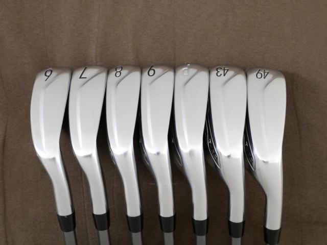 Iron set : Titleist : ชุดเหล็ก Titleist T400 (ตีง่ายที่สุด ไกลที่สุด ออกปี 2020) มีเหล็ก 6-Pw,43,49 (7 ชิ้น) ก้านกราไฟต์ Mitsubishi TENSEI 50 Flex R