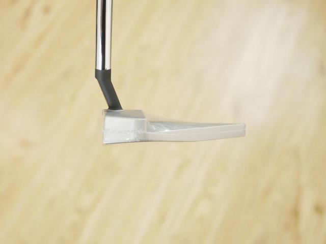 Putter : All : **ของใหม่ ยังไม่แกะพลาสติก** พัตเตอร์ Odyssey Microhinge #7S (รุ่นล่าสุด ปี 2025) ยาว 34 นิ้ว