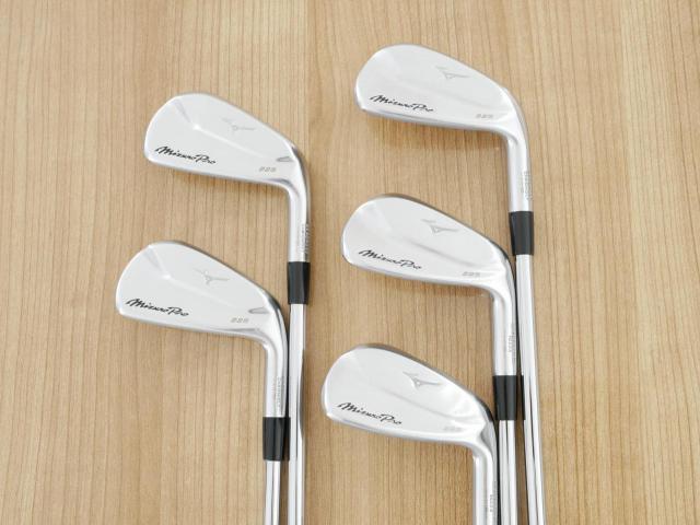 Iron set : Mizuno : ชุดเหล็ก Mizuno Pro 225 Forged (ปี 2023 นุ่ม แน่น ระยะดี) มีเหล็ก 6-Pw (5 ชิ้น) ก้านเหล็ก Dynamic Gold 95 R300
