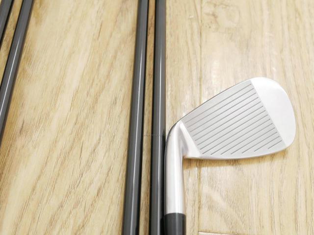 Iron set : Honma : ชุดเหล็ก Honma Tour World TR21X (ออกปี 2021 ตีง่าย ไกล) มีเหล็ก 6-10 (5 ชิ้น) ก้านกราไฟต์ Honma Vizard TR20-65 Flex R