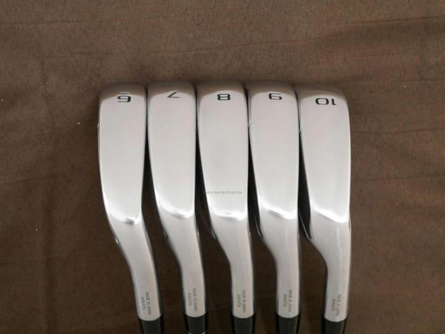 Iron set : Honma : ชุดเหล็ก Honma Tour World TR21X (ออกปี 2021 ตีง่าย ไกล) มีเหล็ก 6-10 (5 ชิ้น) ก้านกราไฟต์ Honma Vizard TR20-65 Flex R