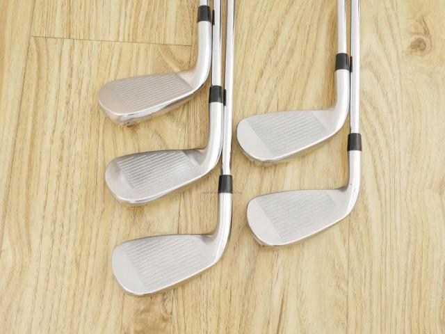 Iron set : Titleist : ชุดเหล็ก Titleist T400 (ตีง่ายที่สุด ไกลที่สุด ออกปี 2020) มีเหล็ก 7-Pw,43 (5 ชิ้น) ก้านเหล็ก NS Pro ZELOS 7 Flex S