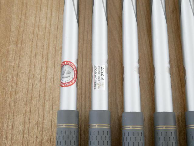 Lady club : All : ชุดเหล็ก Taylormade Gloire (รุ่นท๊อปสุด Japan Spec. ใบใหญ่ ตีง่าย ไกล) มีเหล็ก 7-Pw,Sw (5 ชิ้น) ก้านกราไฟต์ Flex L