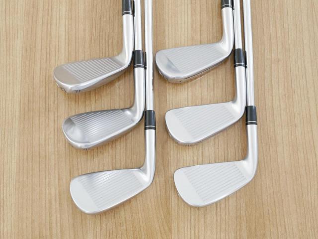 Iron set : Taylormade : ชุดเหล็ก Taylormade P790 (ตัวท้อปสุด ปี 2018) มีเหล็ก 5-Pw (6 ชิ้น) ก้านเหล็ก NS Pro 950 Flex S