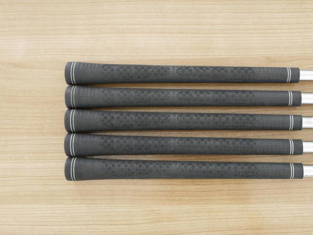 Iron set : Honma : ชุดเหล็ก Honma Tour World GS (ออกปี 2021 ใบใหญ่ ตีง่าย ไกล) มีเหล็ก 6-10 (5 ชิ้น) ก้านเหล็ก NS Pro 950 NEO Flex R