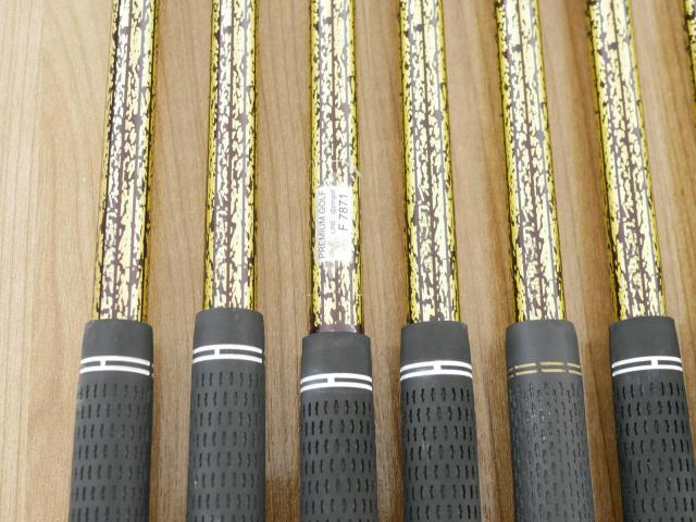 Iron set : Yonex : ชุดเหล็ก Yonex Royal DTP (ออกปี 2016 ท๊อปสุด ก้านดีมาก หน้าเด้ง ตีไกลสุดๆ) มีเหล็ก 6-Pw,Aw,Sw (7 ชิ้น) ก้านกราไฟต์ Flex R