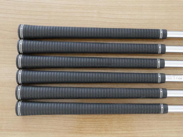 Iron set : Other Brand : ชุดเหล็ก Srixon Z-Forged (รุ่นปี 2020) มีเหล็ก 5-Pw (6 ชิ้น) ก้านเหล็ก NS Pro Modus 120 Flex S
